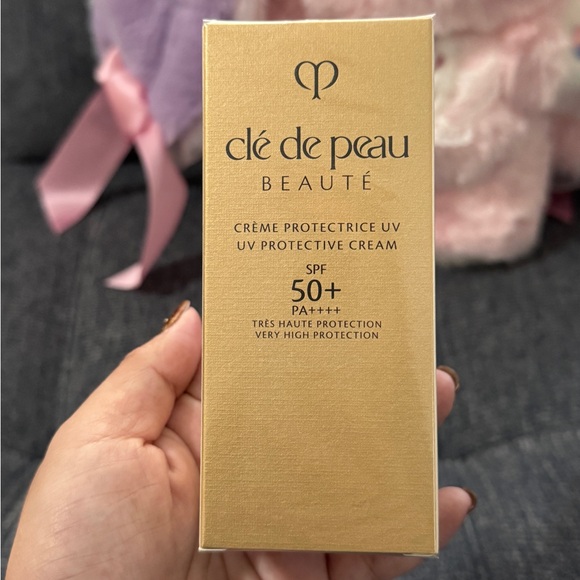 Cle de peau - UV Protective Cream SPF50+ PA++++ 50ml - Picture 2 of 7